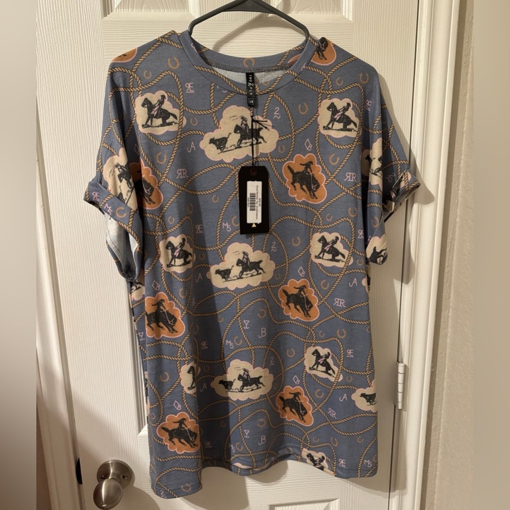Two fly cloud rancher top